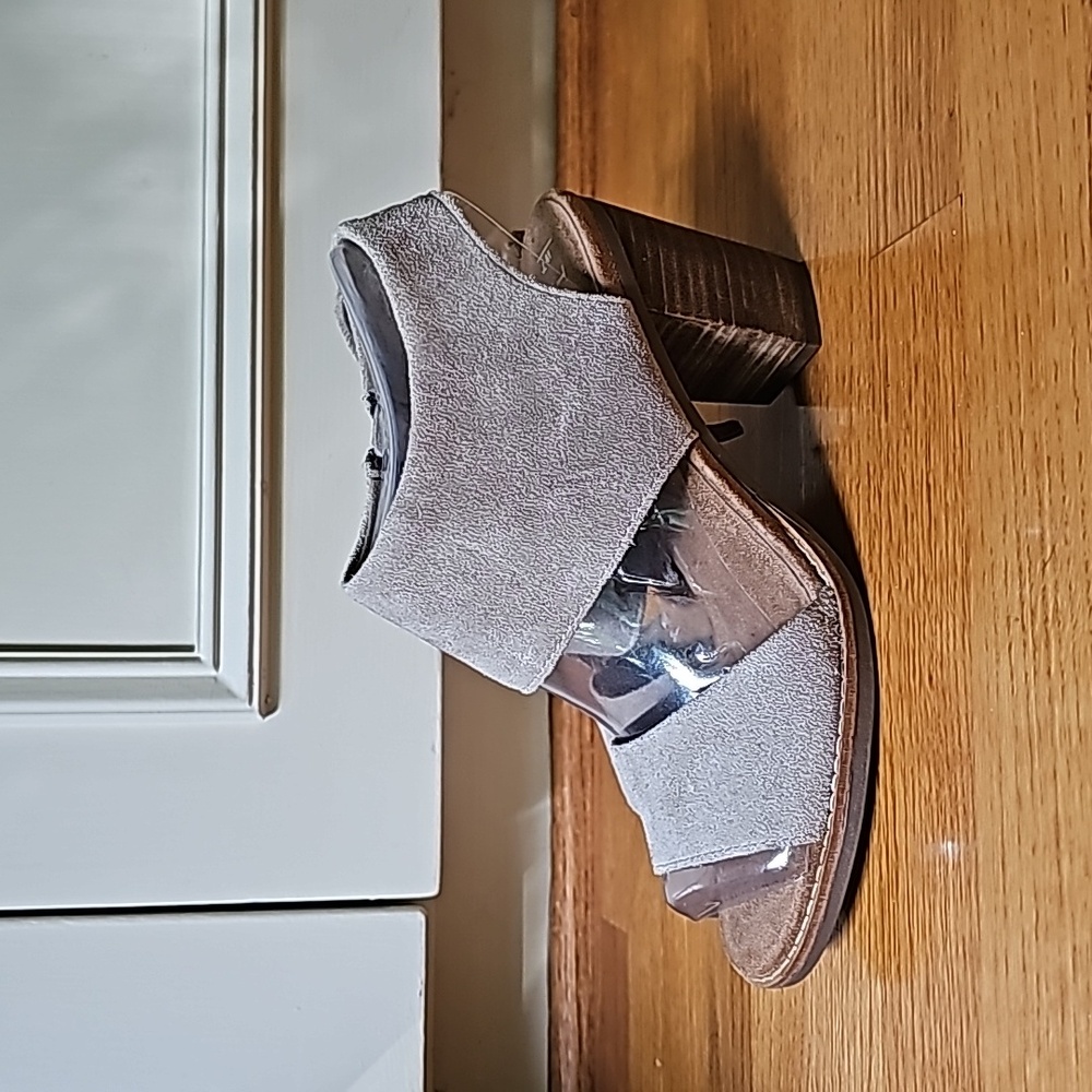 Tom's Majorca Cutout Sandles Size 7